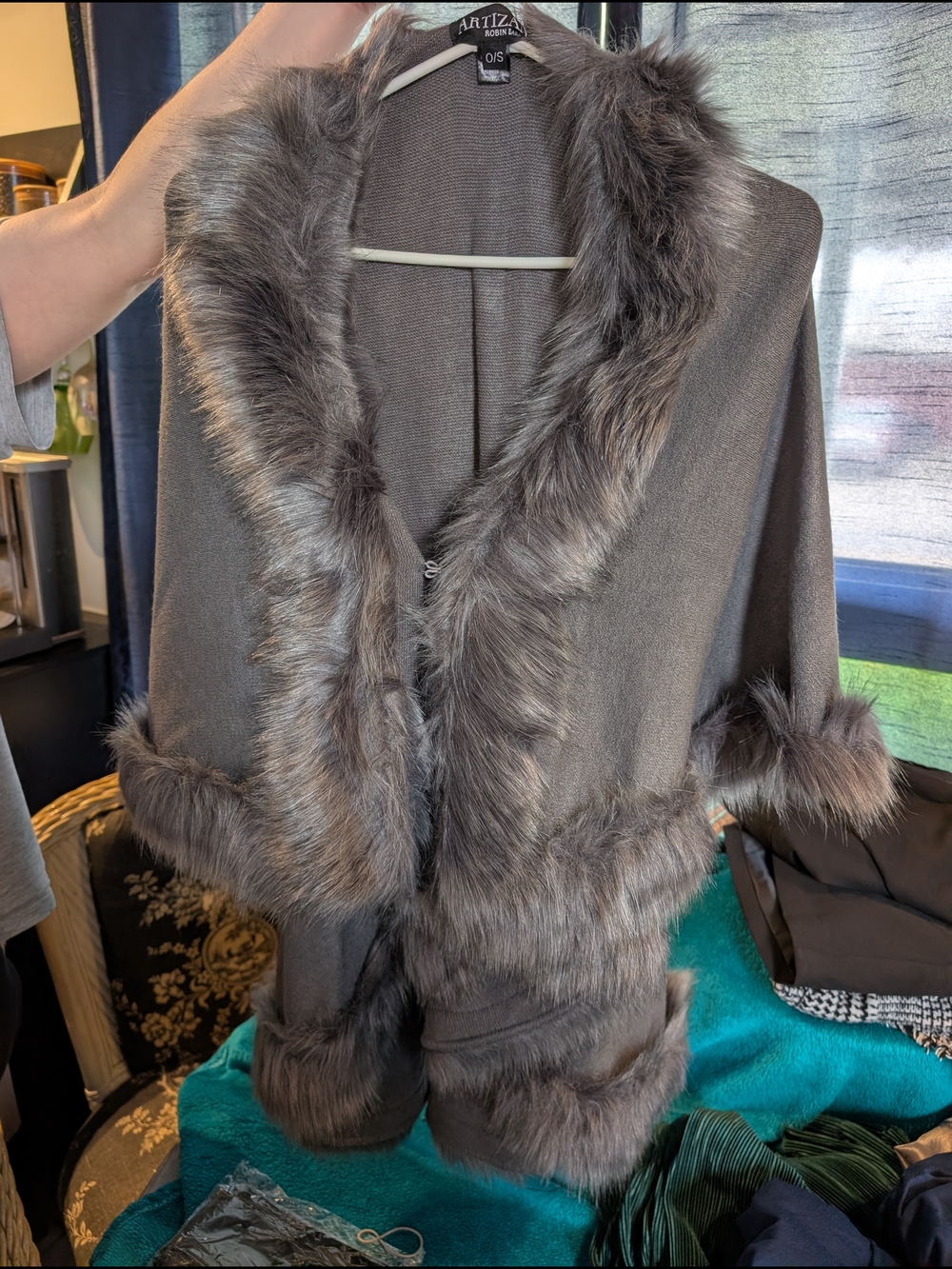 Artizan Gray Faux Fur Trim Cape